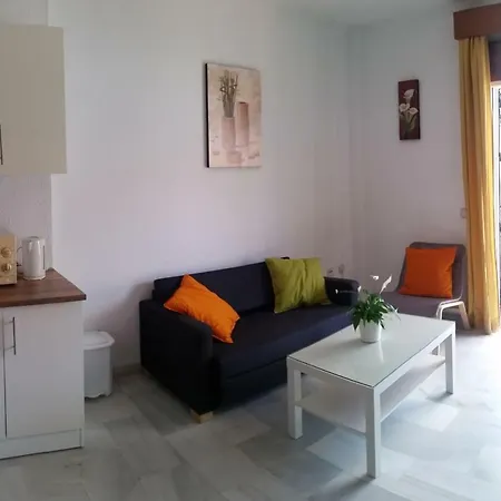 לינה וארוחת בוקר Villa Malaga