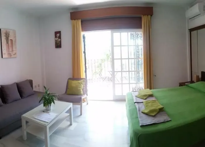 Villa Malaga Frühstückspension 3*